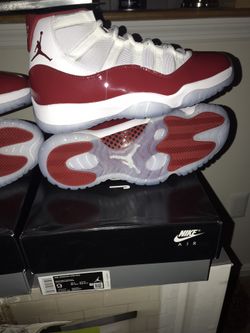 Air Jordan XI Retro 🍒 Men Size 9 Brand New 