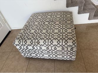 Sturdy storage ottoman