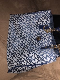 tommy hilifiger bag