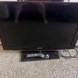 Samsung 32” television TV