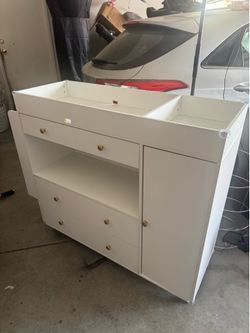 Baby Changing Table with Drawers