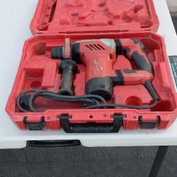 Milwaukee Electric Drill 1 ⅛  28mm SDS Rotary Hammer Drill 