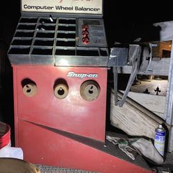 Snap On Computer Wheel Balancer