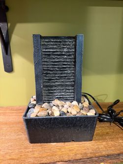 Indoor Tabletop Water Fountain with Rocks