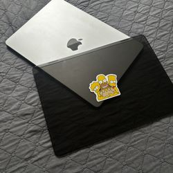 MacBook (Apple M2) for Sale – Like New Condition