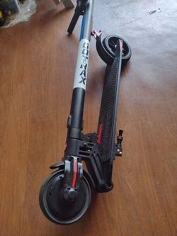 Electric scooter