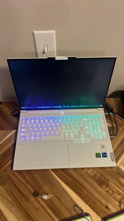 Lenovo Legion 7i Gen 9 (16IRX9)  64GB DDR5-5600 RTX 4060