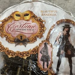 !!BRAND NEW!! Halloween / Renaissance Costume - Beautiful Bandida XS
