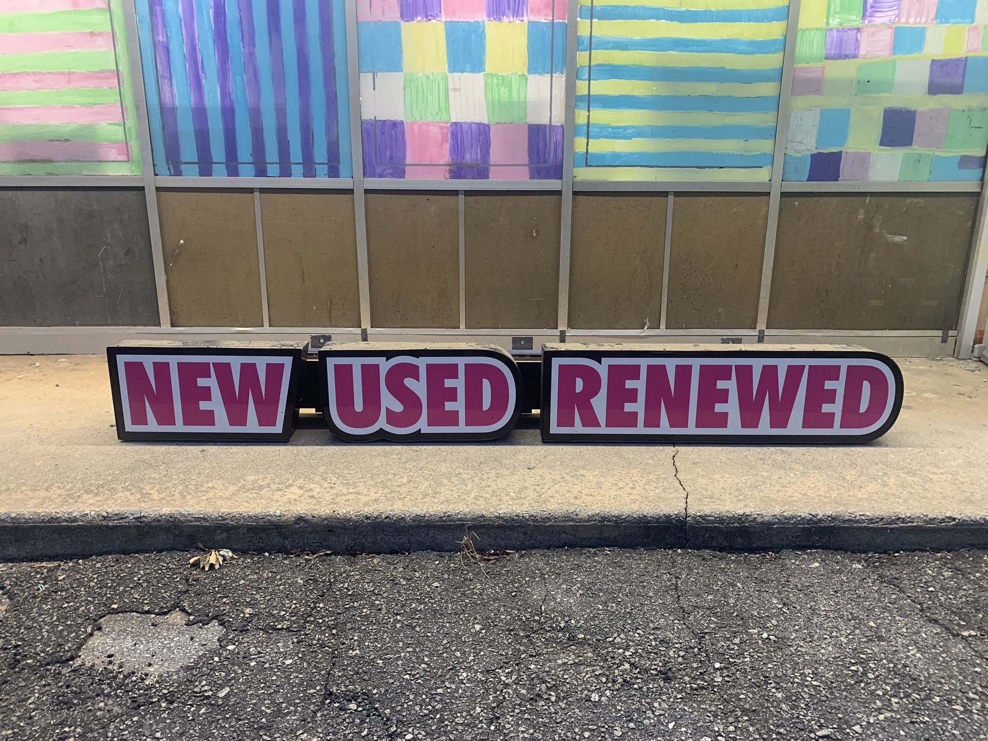 Light Up Sign “New, Used, Renewed”