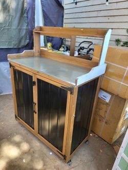 Outdoor Patio Work Bench