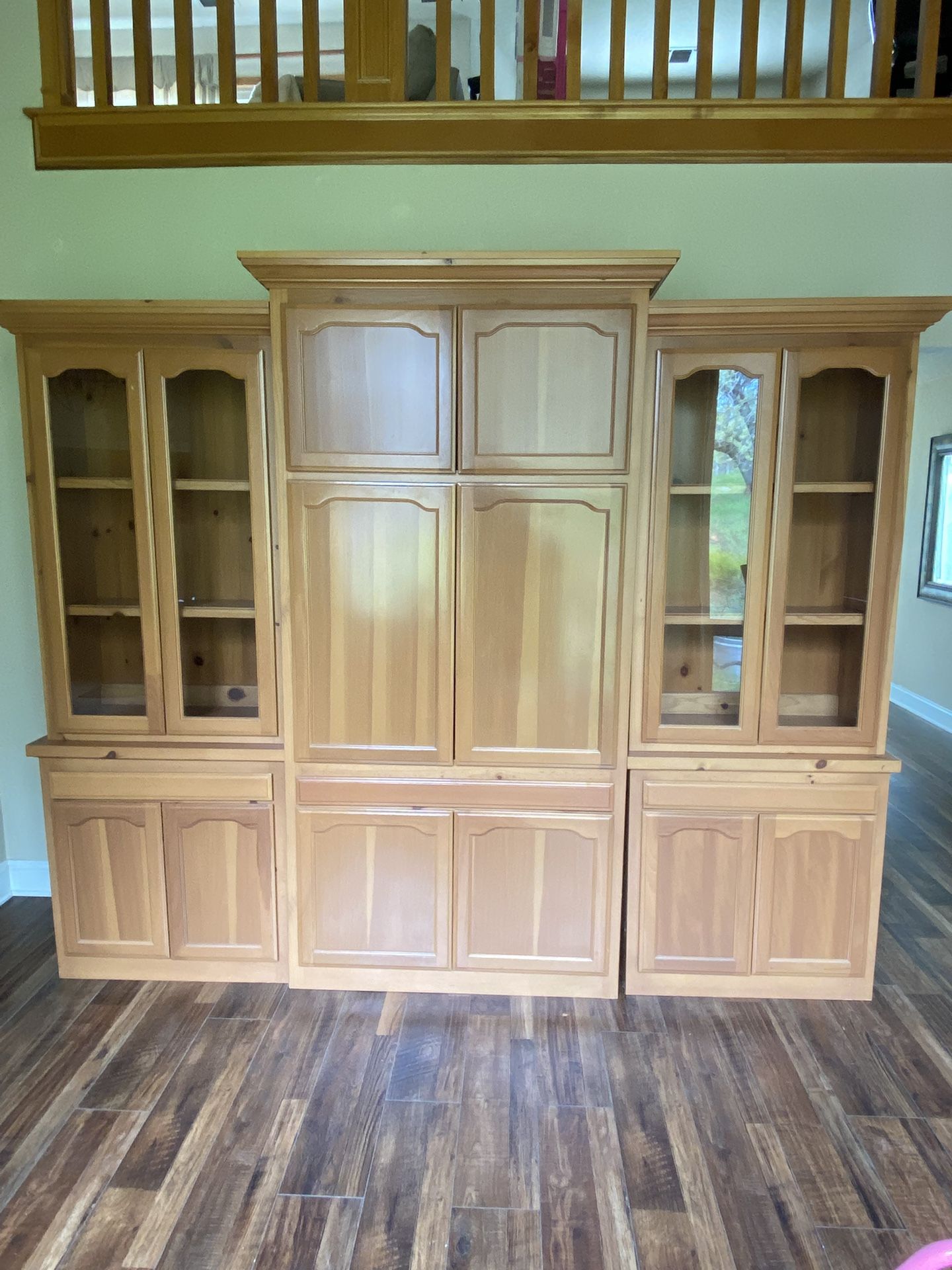 Wall Unit/China hutch