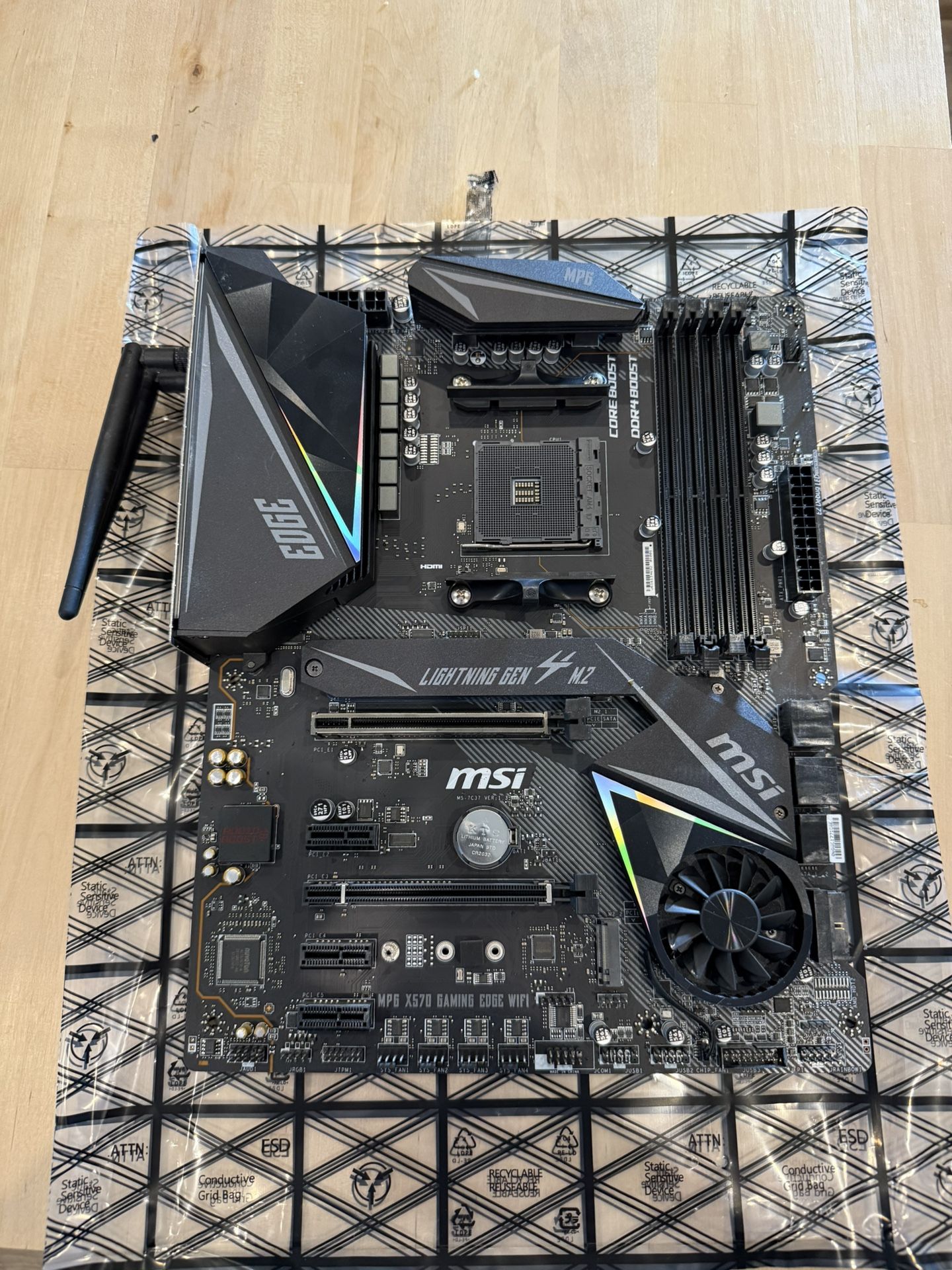 MSI MPG X570 GAMING EDGE WIFI (USED)