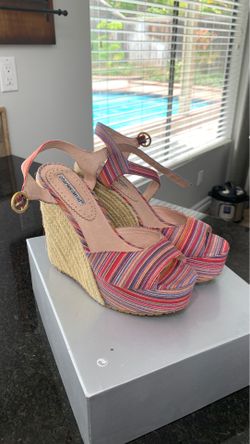 Charles David wedges