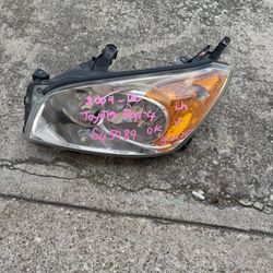2009 - 12 Toyota RAV4 Left Headlight 