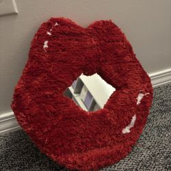 Red Decor Lip Mirror 