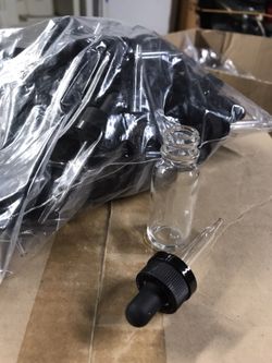 15ml and 30ml bottles with child resistant droppers brand new! Vapor juice bottles juice maker need , local buyer pickup only , Seller not ship.