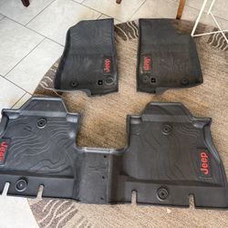 Jeep Wrangler Stock/Oem floormats 2018-2025