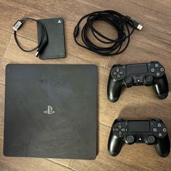 Ps4 +1TB Storage + 2 Controllers