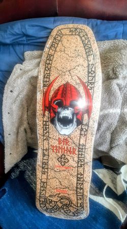 💥 POWELL PERALTA  PER WELINDER STREET MODEL reissue 2021  USED ONCE GREAT CONDITION (  factory blemish minor twist ),SKATE IT OR DISPLAY IT )  $25💥