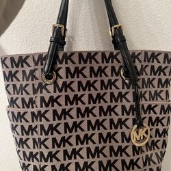 Michael Kors Tote