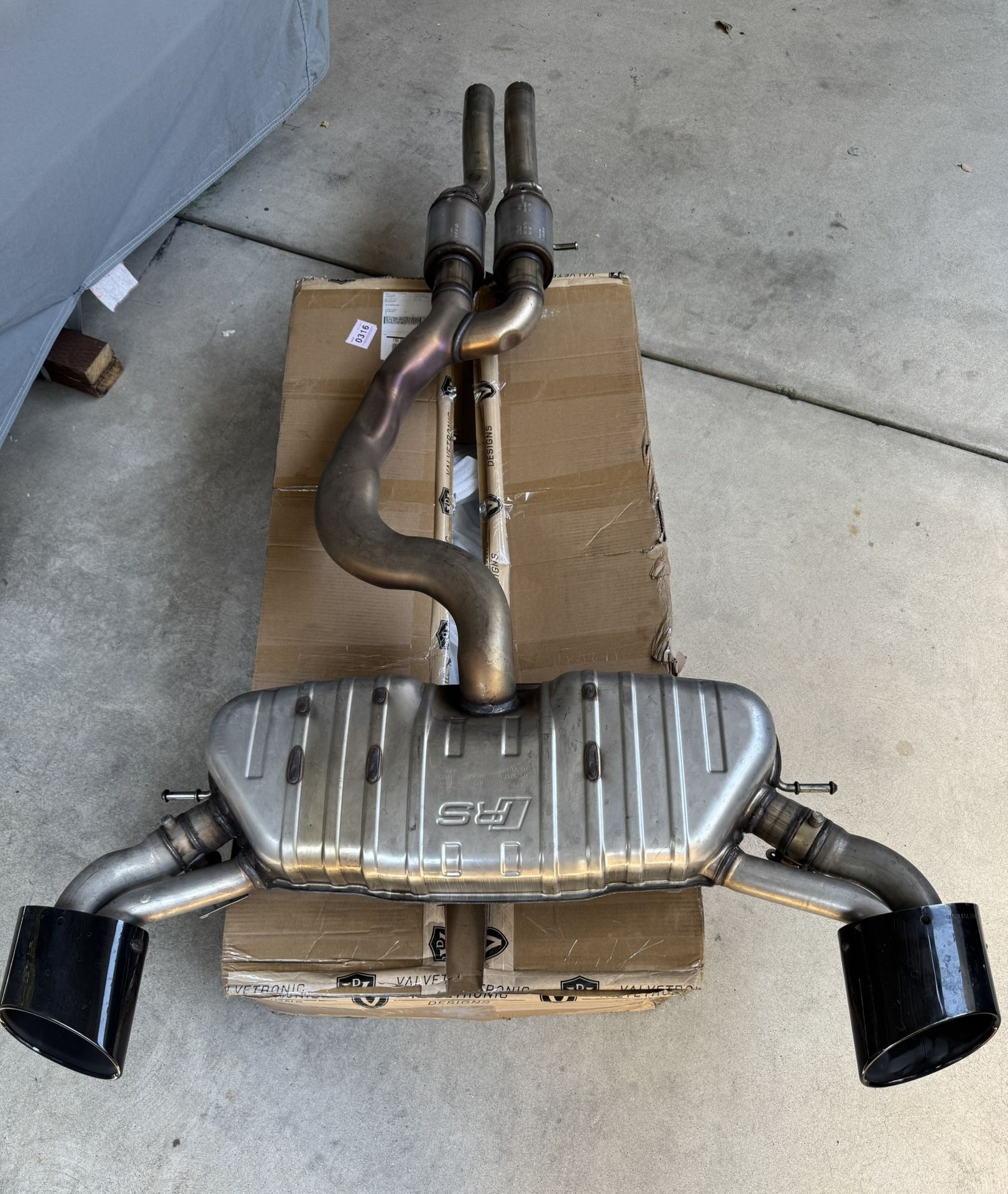 Audi TTRS (8S) / RS3 OEM Sports Exhaust w/ Valvetronic Remote Actuators