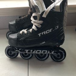 roller skates Torn X