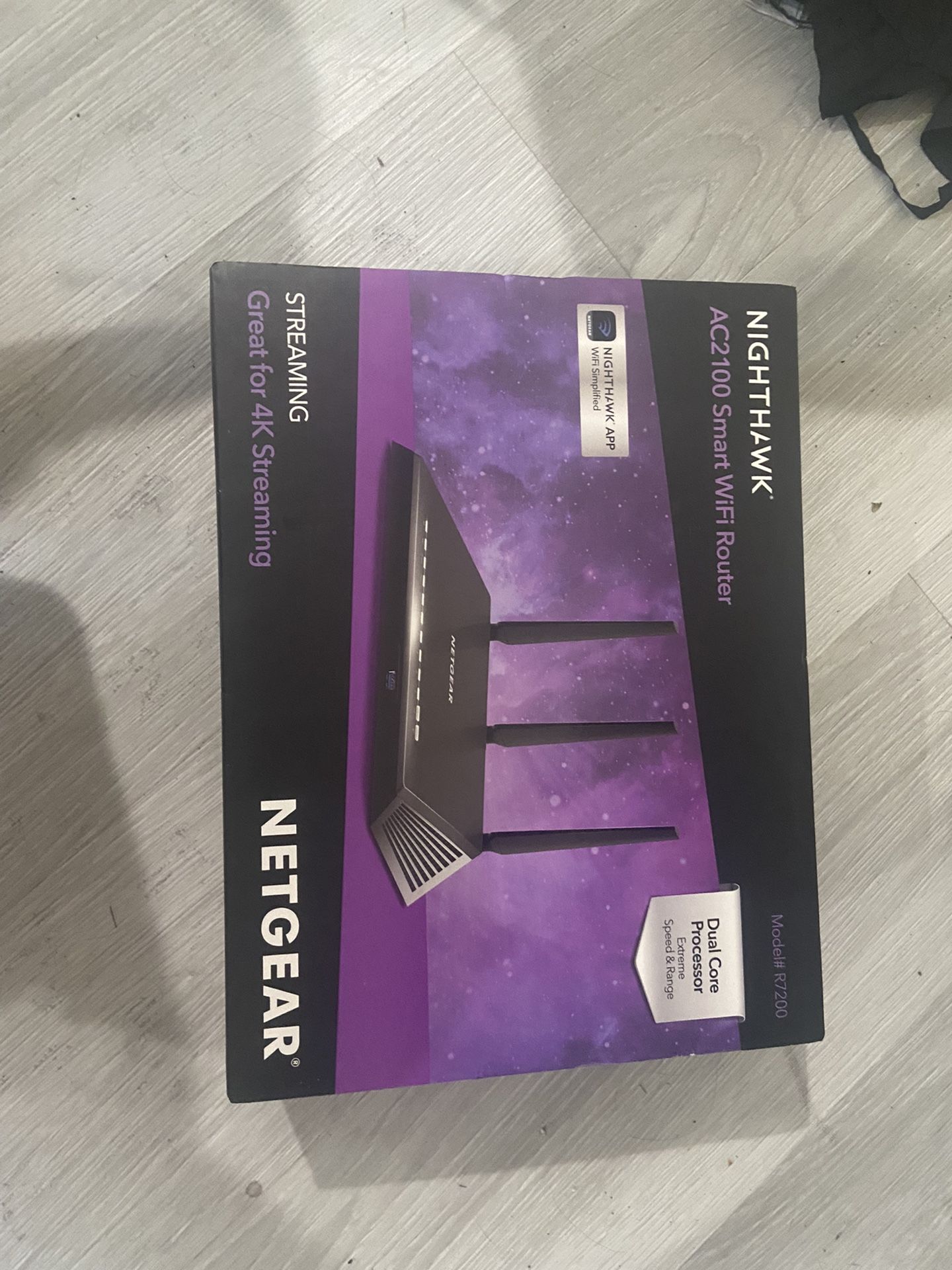 Nethear Nighthawk AC2100 4k Smart Router