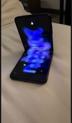 Samsung Galaxy Z Flip 3