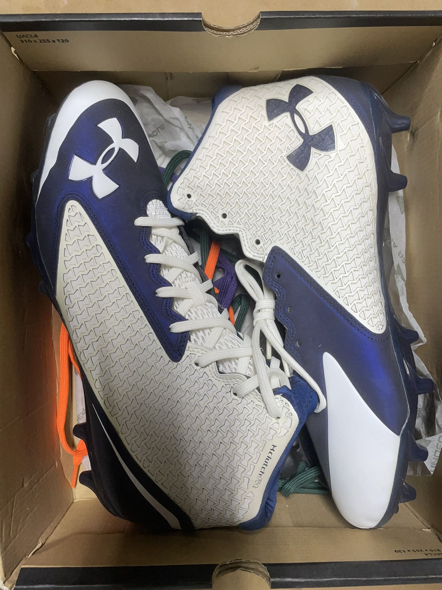 Under armor size 11.5 mens Football/soccer cleats