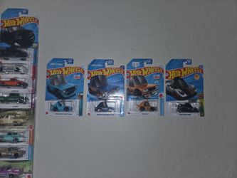 Hot Wheels tooned Cars Lot of 4