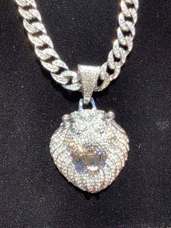 Iced out Lion Pendant with Cuban Chain