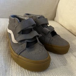 VANS Kids Size 2