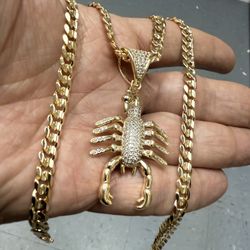 Iced out simulated diamonds stones scorpion pendant and necklace🦂🦂🦂 