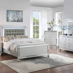 4 PCs Bedroom Set. Dresser  Mirror WLED Light.  Queen Bed With LED Light. & Nightstand With. 