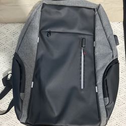 Backpack w USB Connection