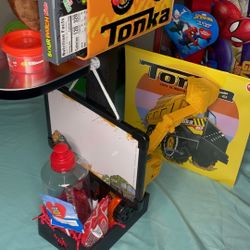 Kids Valentine’s Day Mailboxes 