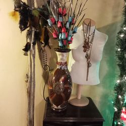 Elegant Vase With Wood Flowers