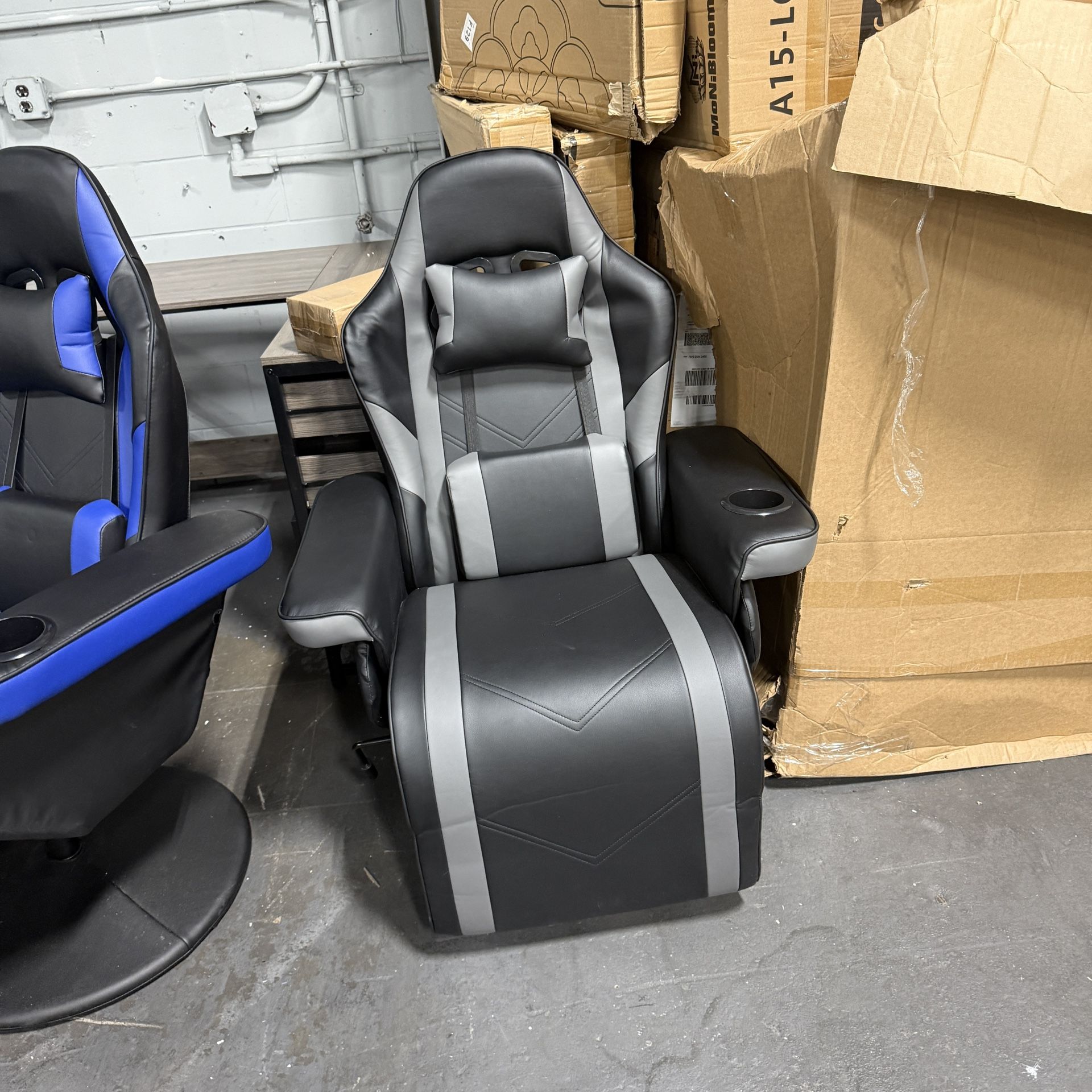 Magshion Video Gaming Chair, Recliner with Adjustable Lumbar Support & Headrest, Ergonomic Seating & Footrest and Cup Holder, Grey