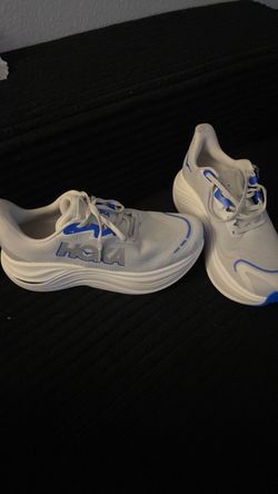 hoka shoes