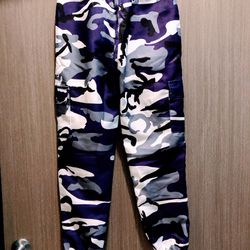 Cargo camo pants for ladies / Jrs Brand New  Serious Buyers Only 