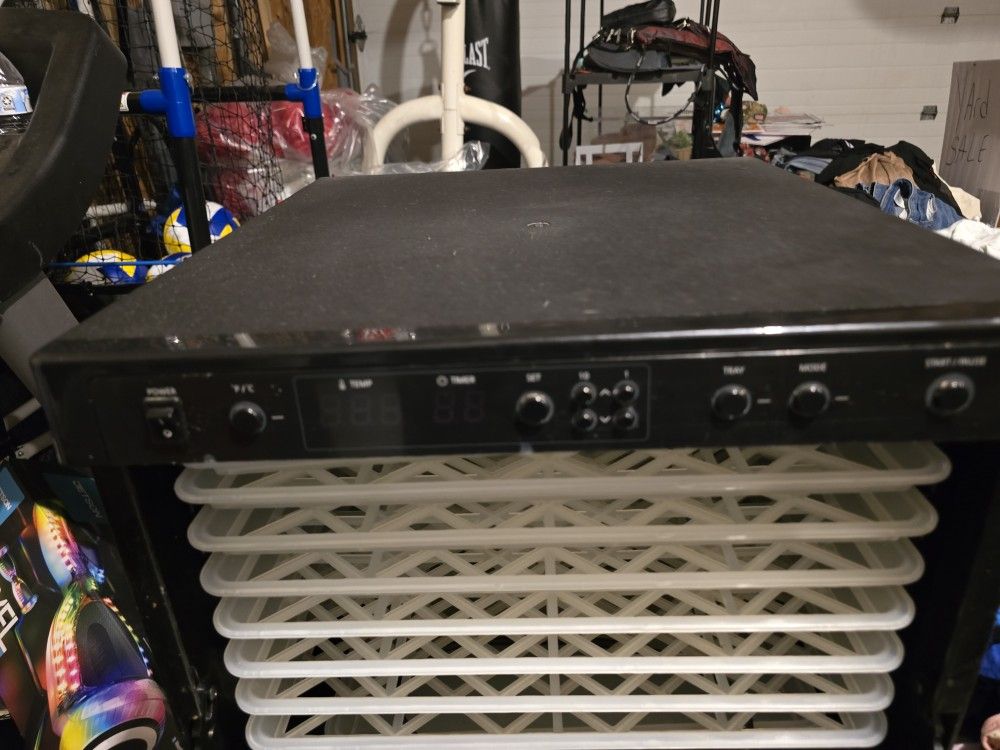 Dehydrators For Fruit Or Beef Jerky