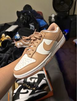 Nike dunks Tan size 9.5 no box