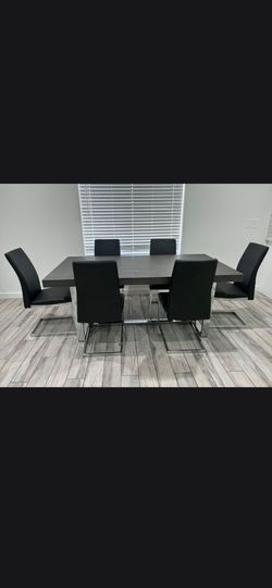 Dinning room set