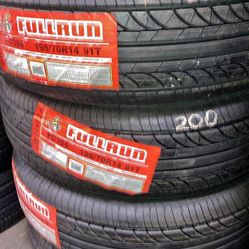 195 70 14 Brand New Set Of Tires 