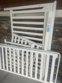Free Graco White Crib