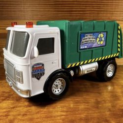 Tonka Garbage Truck METRO SANITATION DEPT Hasbro Plastic RESCUE FORCE 2010 Green