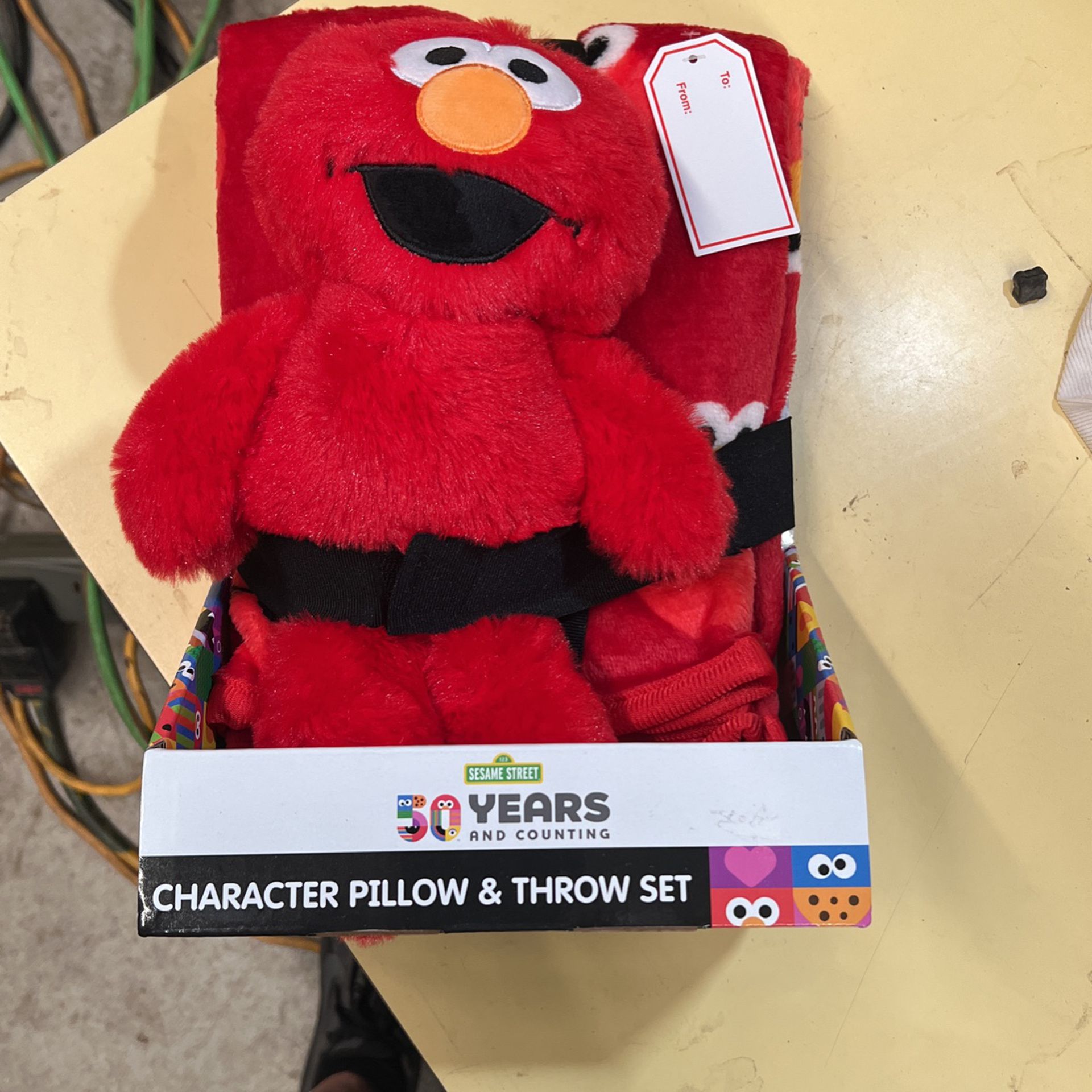 Brand New Sesame Street, Elmo, Plush Doll And Throw Blanket Gift Set Brand New