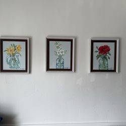 Flower Pictures / Wall Decor