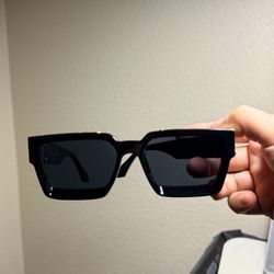 LV Sunglasses 