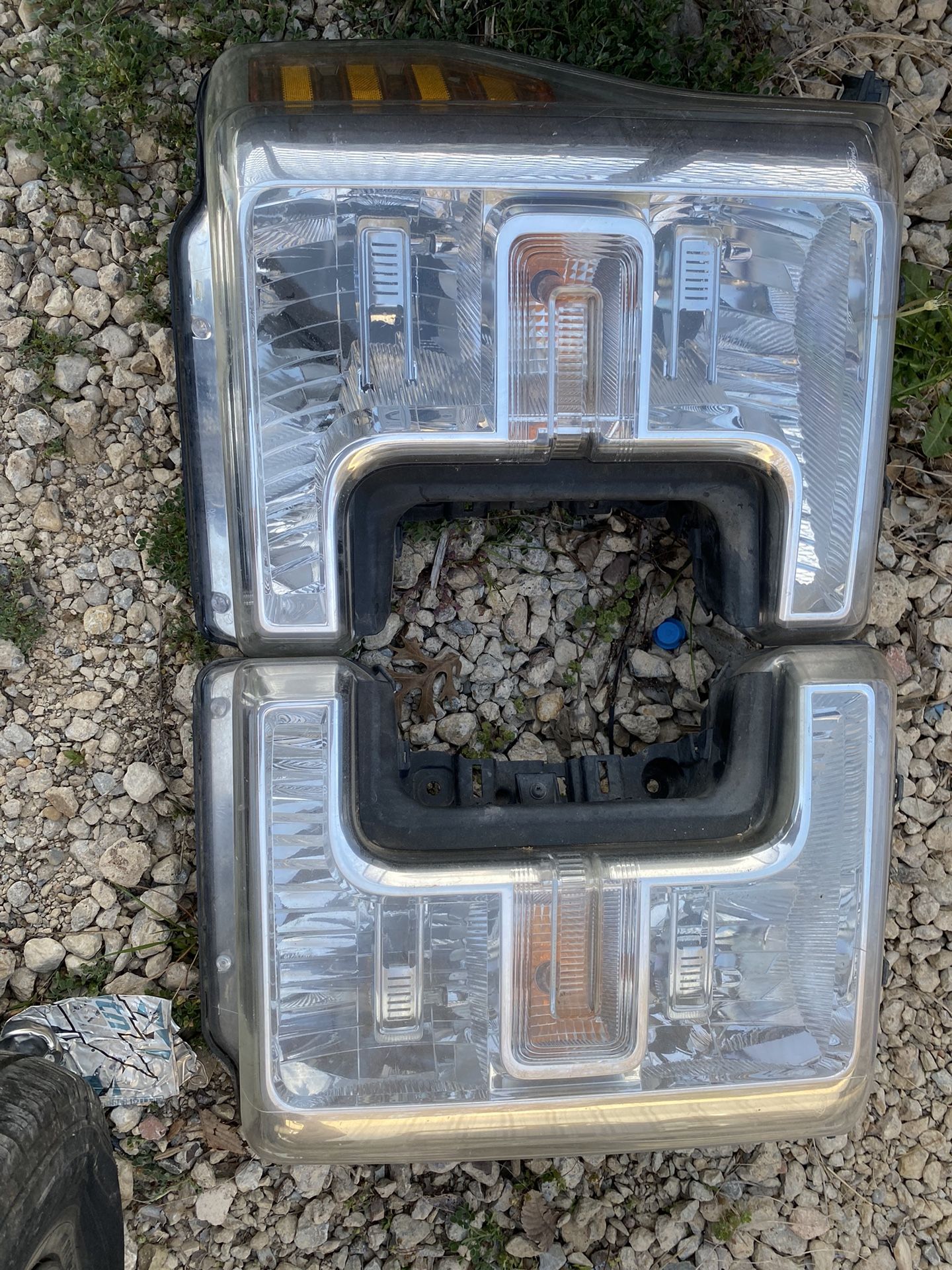 ford f350 headlights